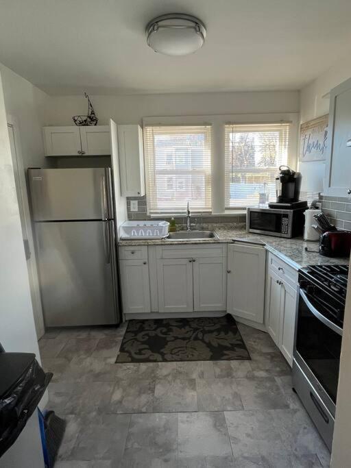 Belleville Three Bed One Bath Apt 25 Mins To Nyc מראה חיצוני תמונה